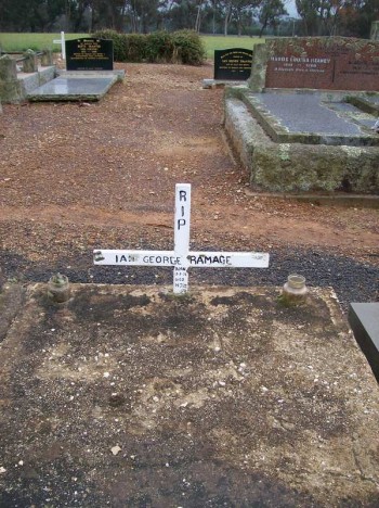 Ian George RAMAGE - Moorngag Cemetery