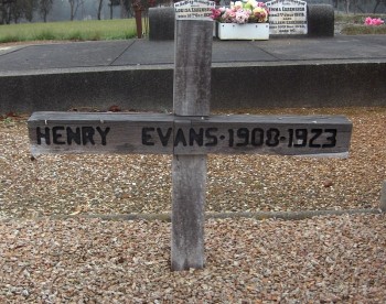 Henry Mark EVANS - Moorngag Cemetery