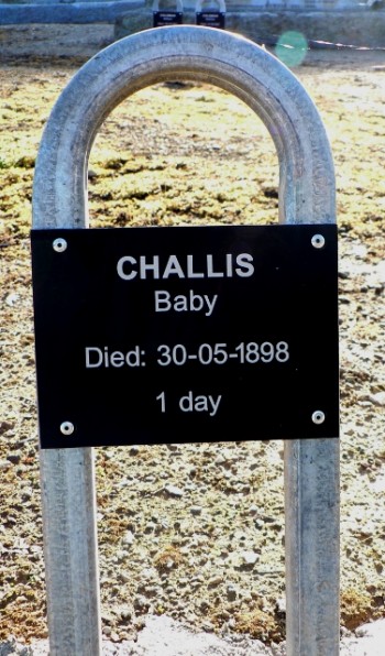 Infant CHALLIS - Winton Cemetery