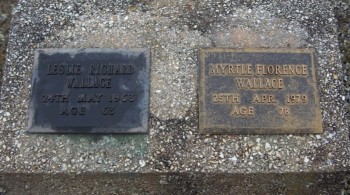 Lesley Richard WALLACE - Moorngag Cemetery