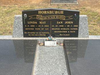 Ian John HORSBURGH - Moorngag Cemetery