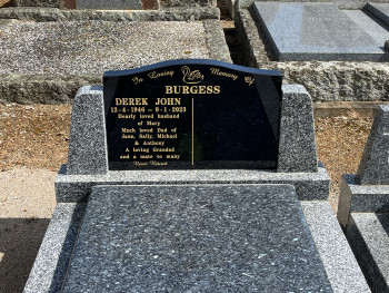 Derek John BURGESS - Moorngag Cemetery