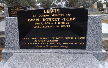 Evan Robert 'Toby' LEWIS - Moorngag Cemetery