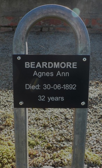 Annie Agnes BEARDMORE - Winton Cemetery